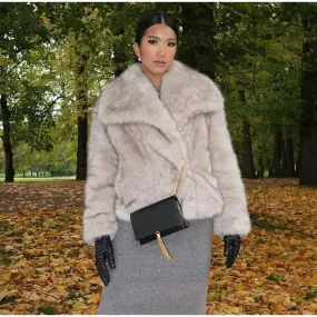 Heidi-Mode | Luxuriöse Jacke aus Kunstpelz in weichem Taupe